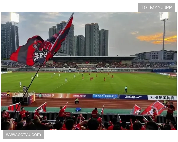 重庆铜梁龙公开致歉对阿萨莫阿伤情深感痛惜并祝愿早日康复